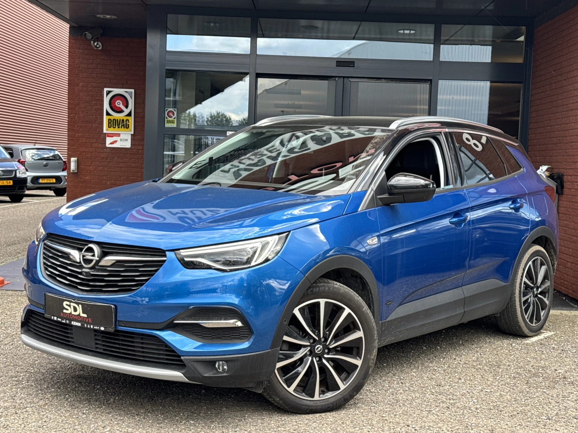 Hoofdafbeelding Opel Grandland X