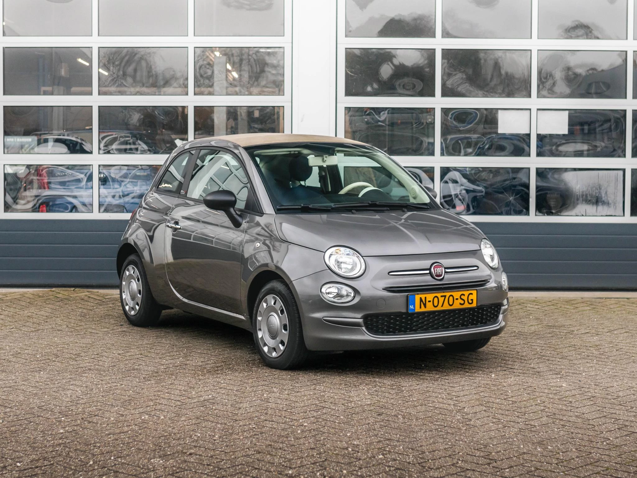 Hoofdafbeelding Fiat 500C