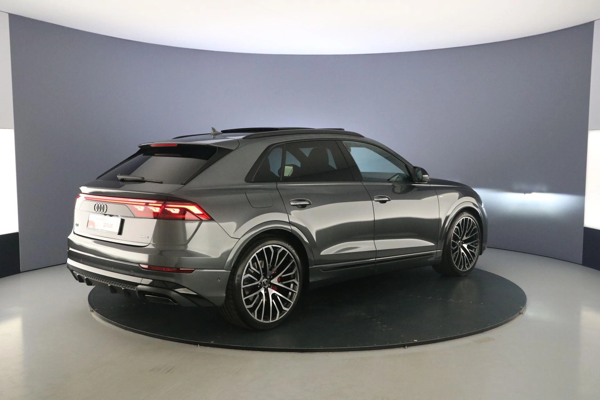 Hoofdafbeelding Audi Q8