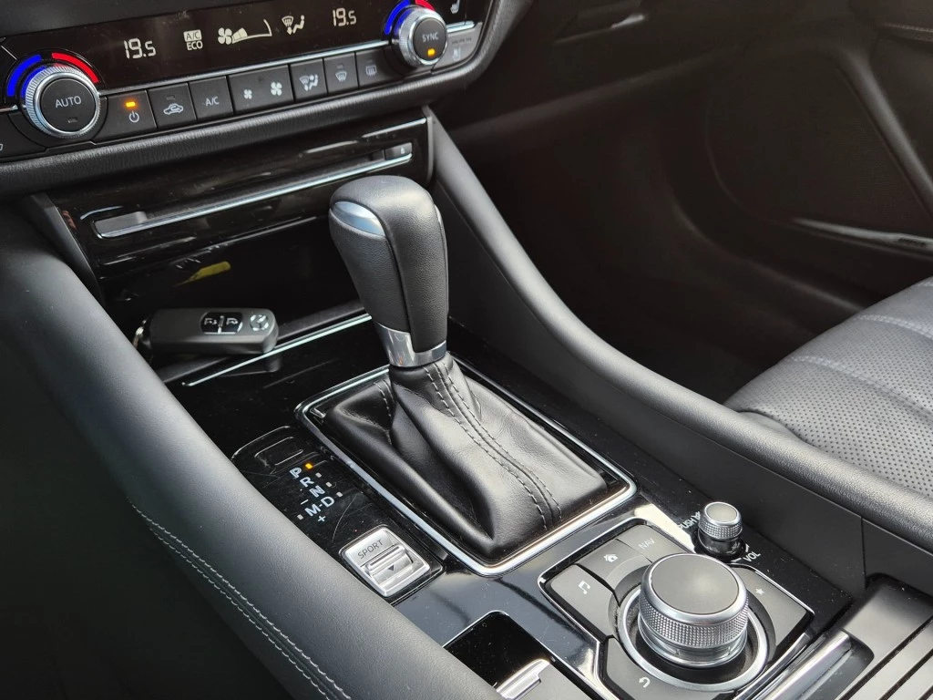 Hoofdafbeelding Mazda 6