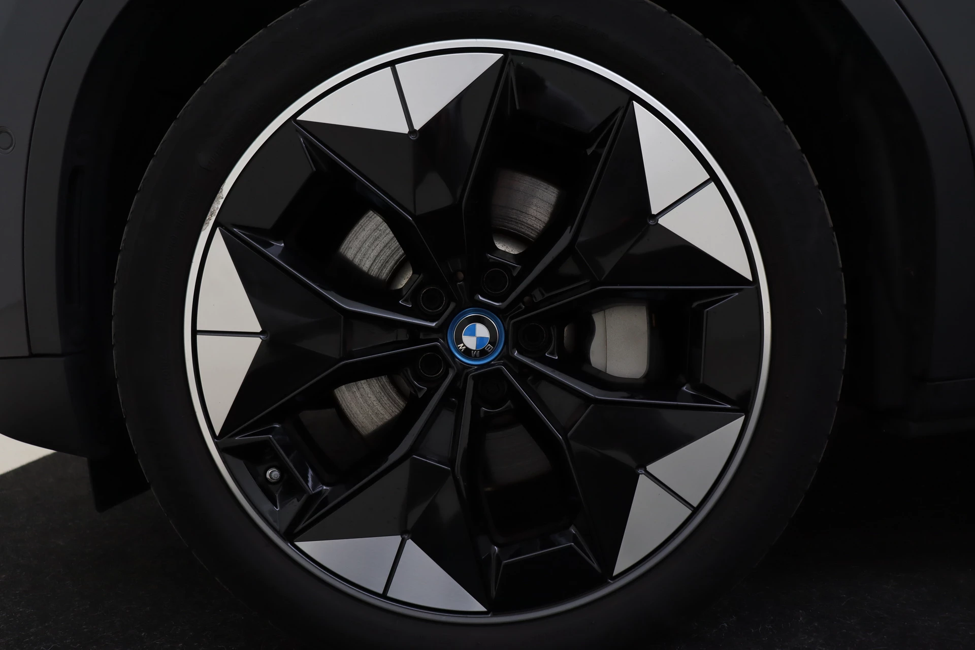 Hoofdafbeelding BMW iX3