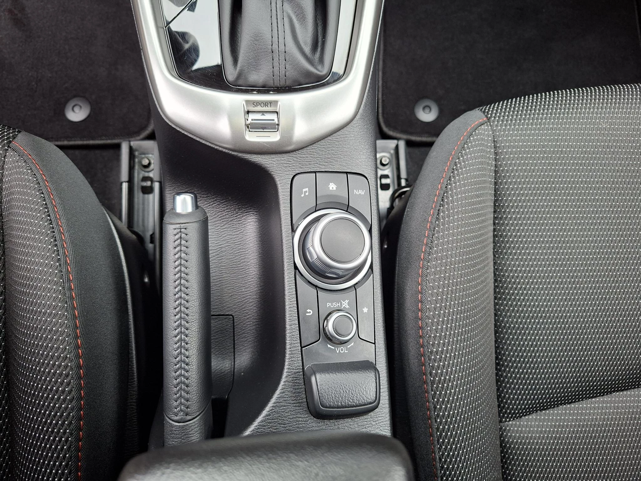 Hoofdafbeelding Mazda 2