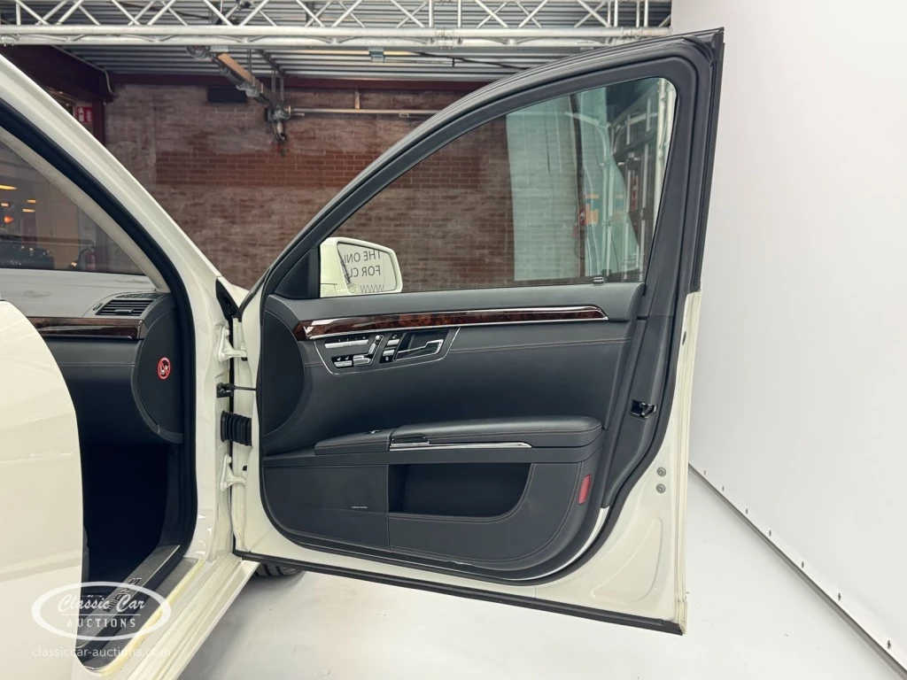 Hoofdafbeelding Mercedes-Benz S-Klasse