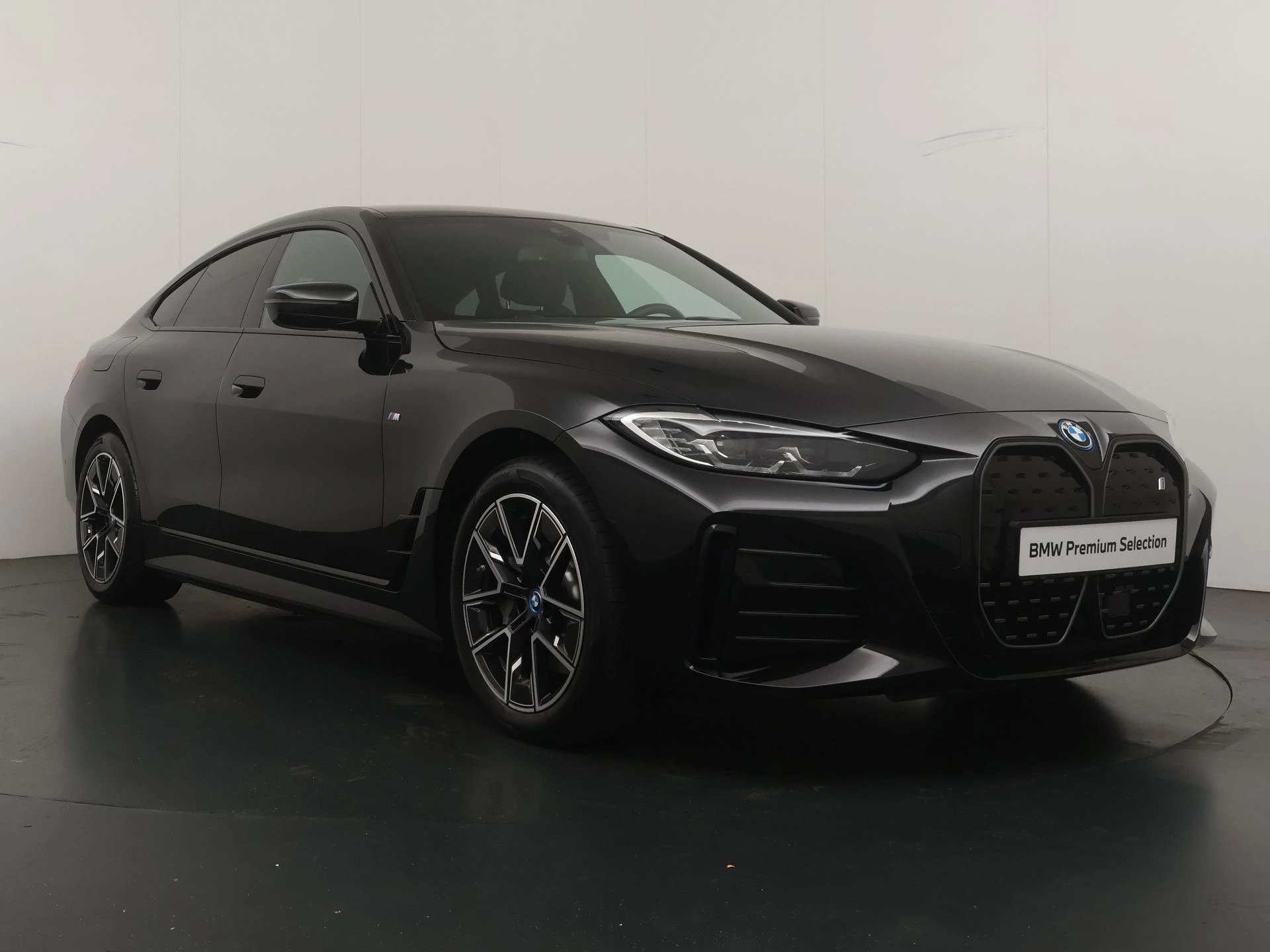 Hoofdafbeelding BMW i4