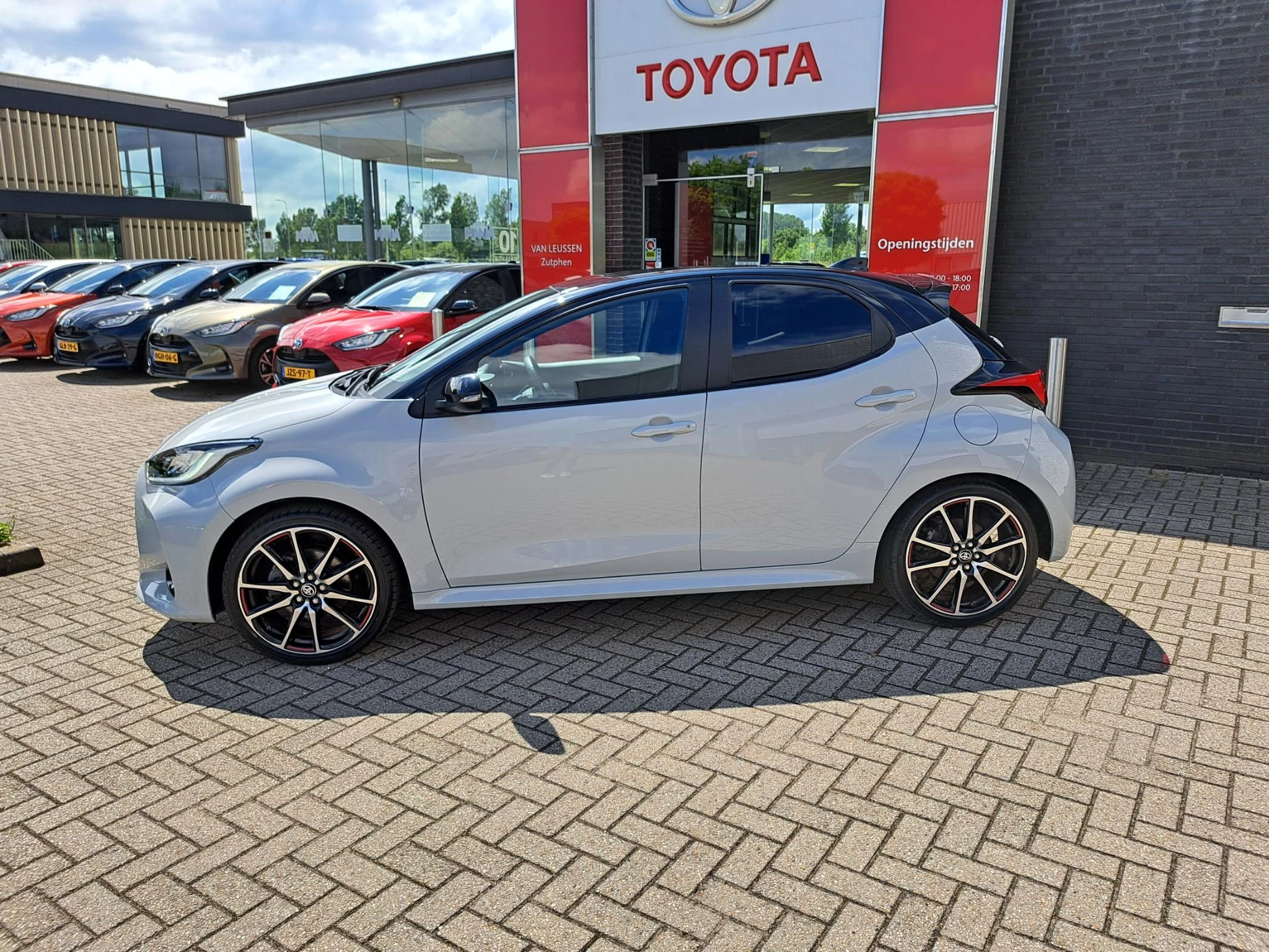 Hoofdafbeelding Toyota Yaris