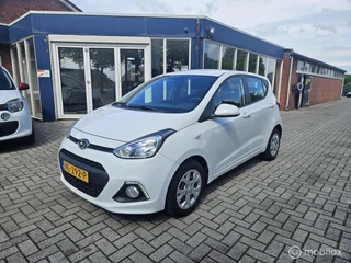 Hyundai i10 1.0i i-Motion Premium
