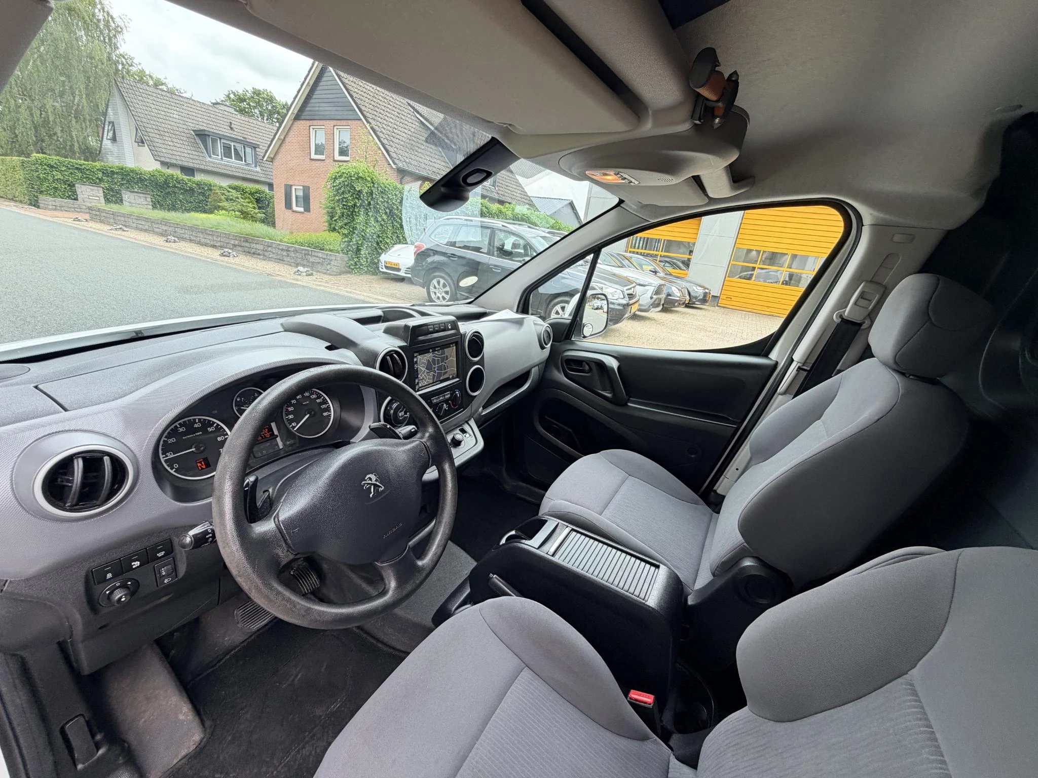 Hoofdafbeelding Peugeot Partner