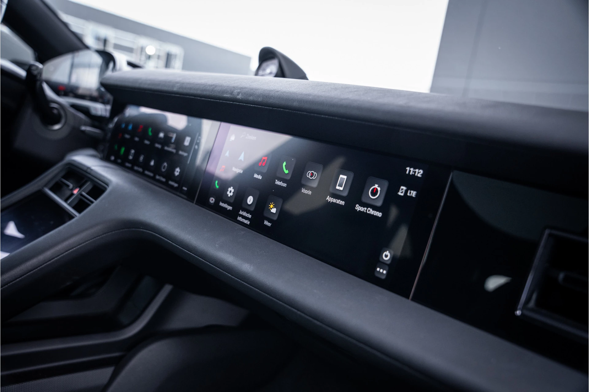 Hoofdafbeelding Porsche Taycan