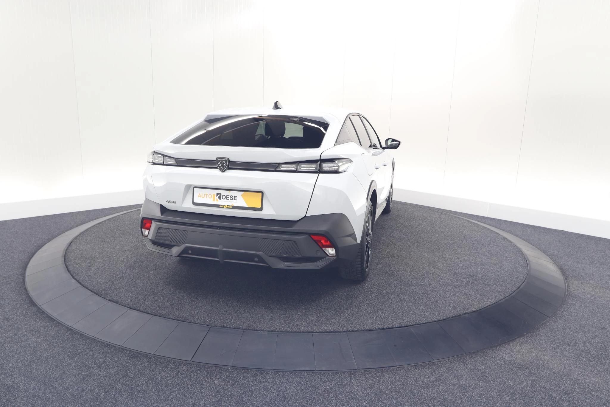 Hoofdafbeelding Peugeot 408