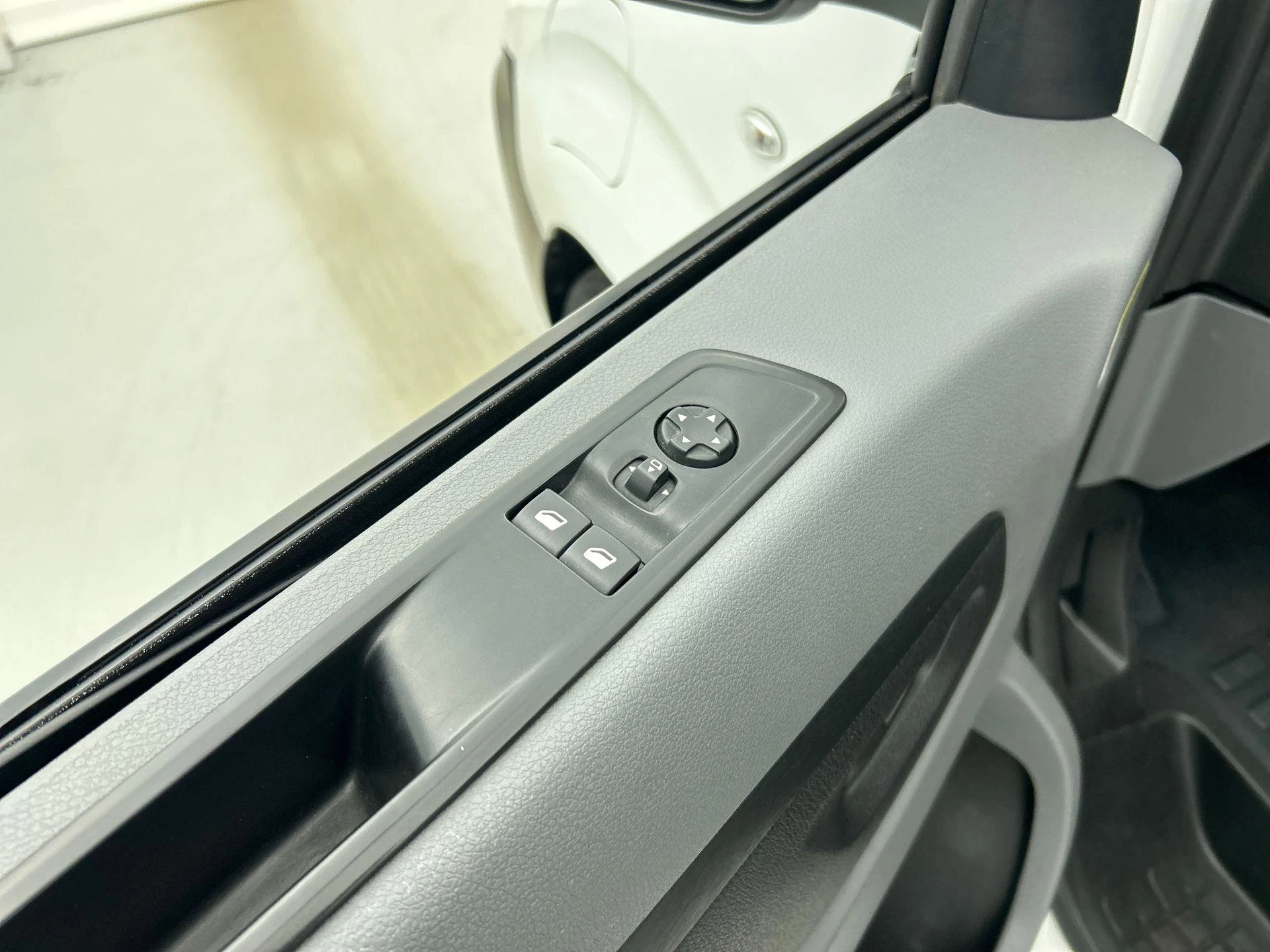 Hoofdafbeelding Peugeot e-Expert