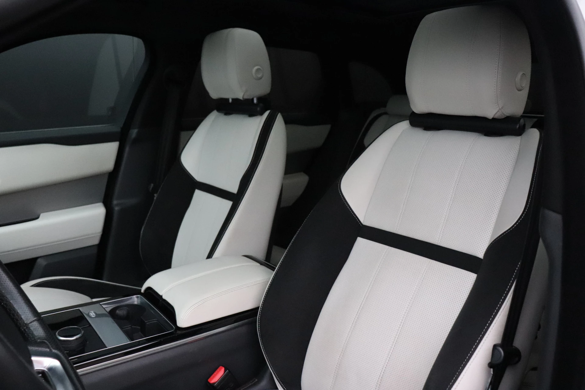 Hoofdafbeelding Land Rover Range Rover Velar