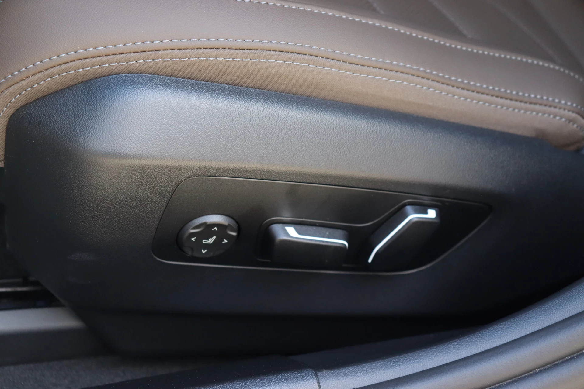 Hoofdafbeelding BMW i5