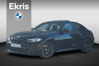 Hoofdafbeelding BMW 3 Serie BMW 3 Serie Sedan 320e M Sportpakket 19'' / Schuif-/kanteldak / Stuurwielrand verwarming / Carbon M Performance pakket