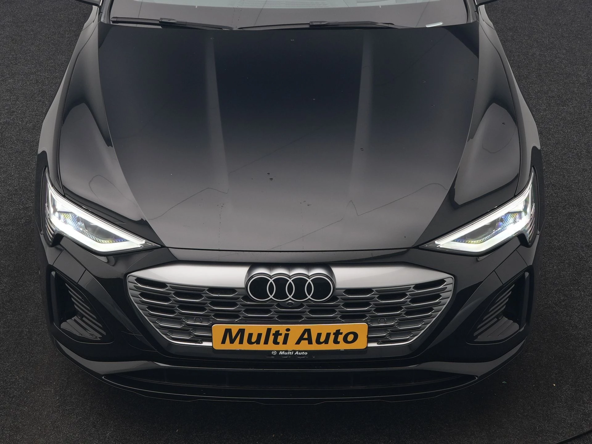 Hoofdafbeelding Audi Q8 e-tron