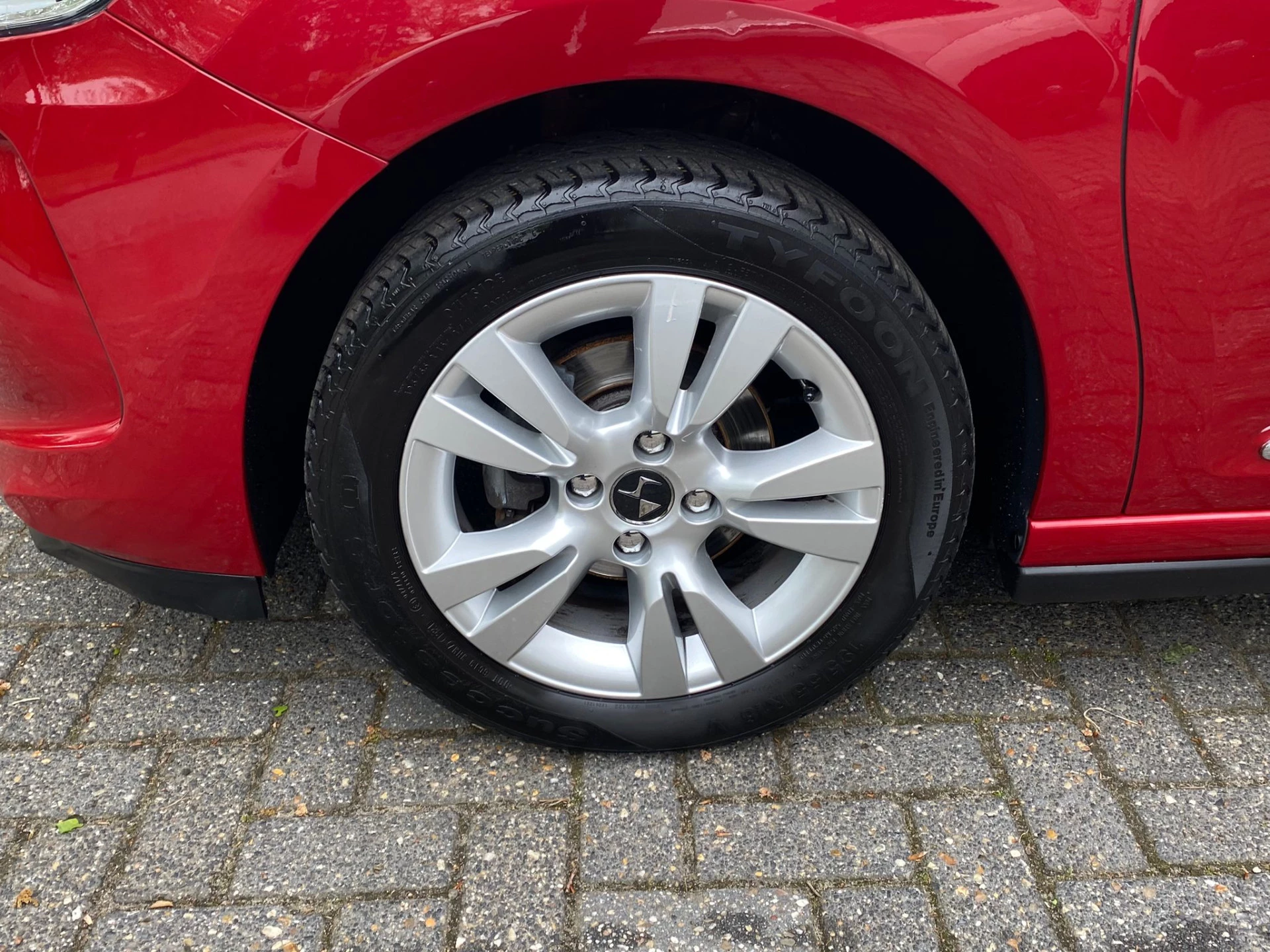 Hoofdafbeelding DS DS 3