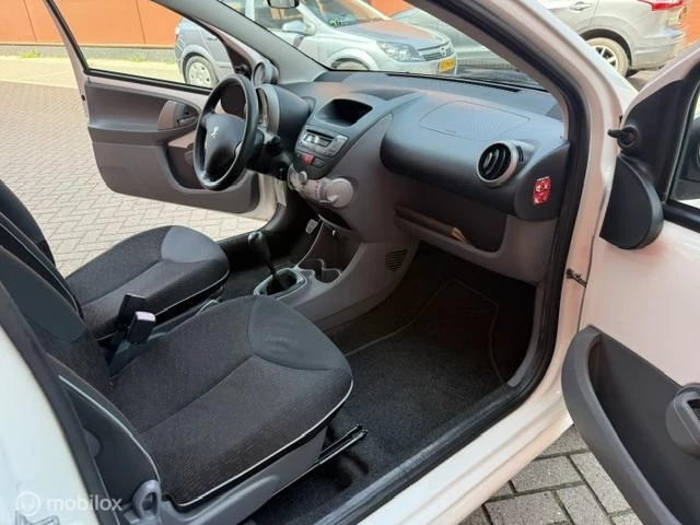 Hoofdafbeelding Peugeot 107