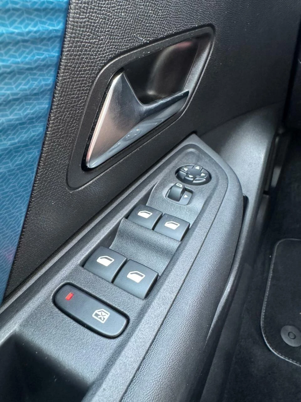 Hoofdafbeelding Citroën ë-C4