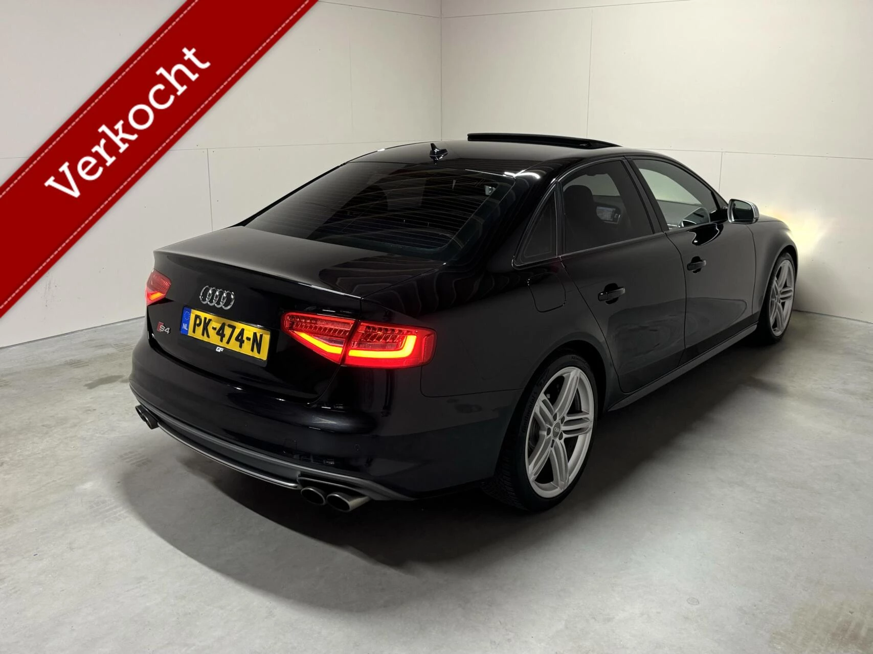 Hoofdafbeelding Audi S4
