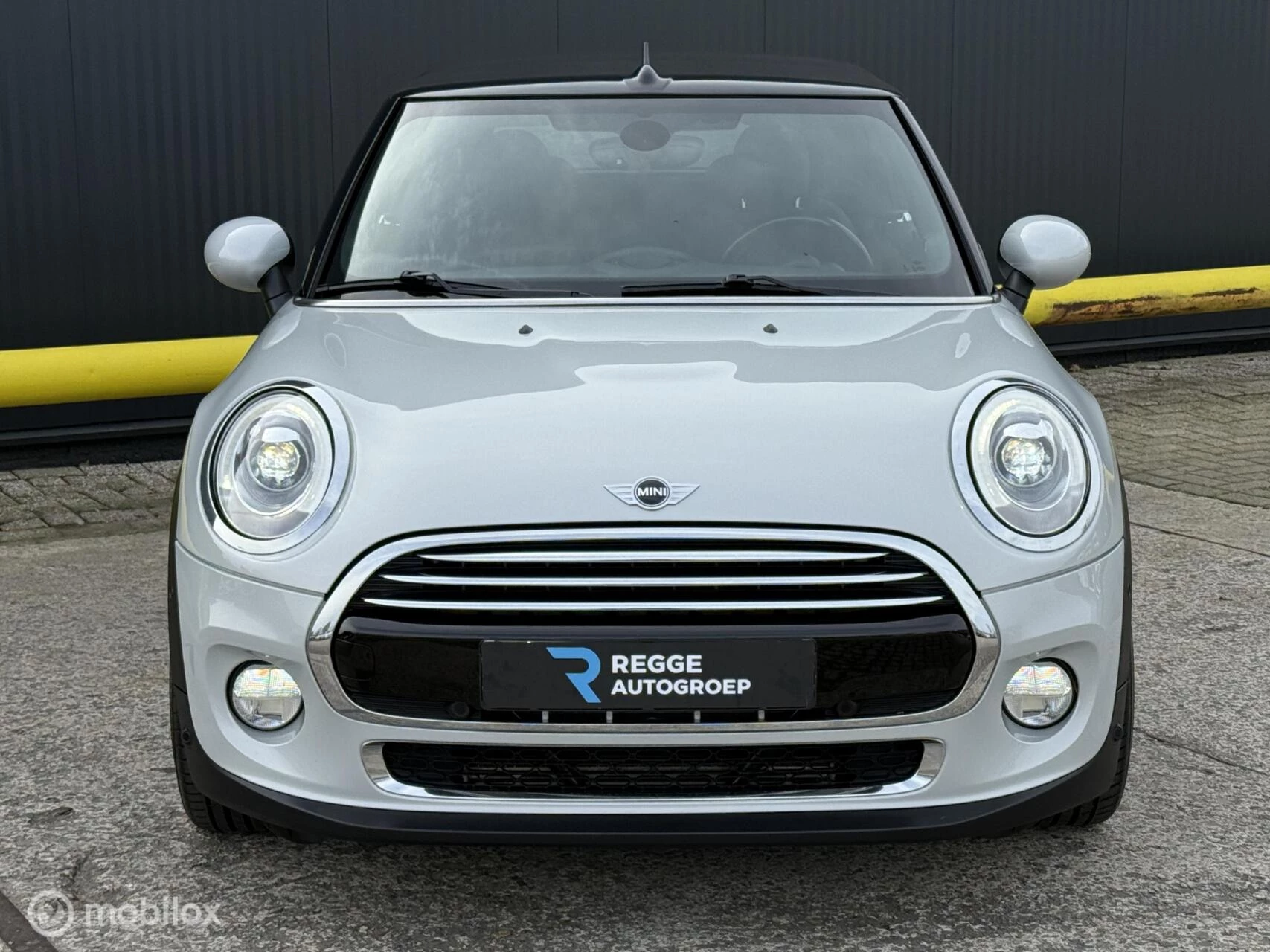 Hoofdafbeelding MINI Cooper Cabrio
