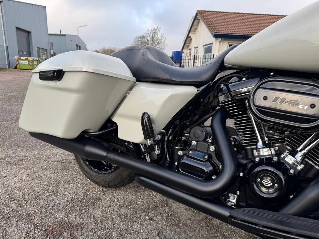 Hoofdafbeelding Harley-Davidson Street Glide