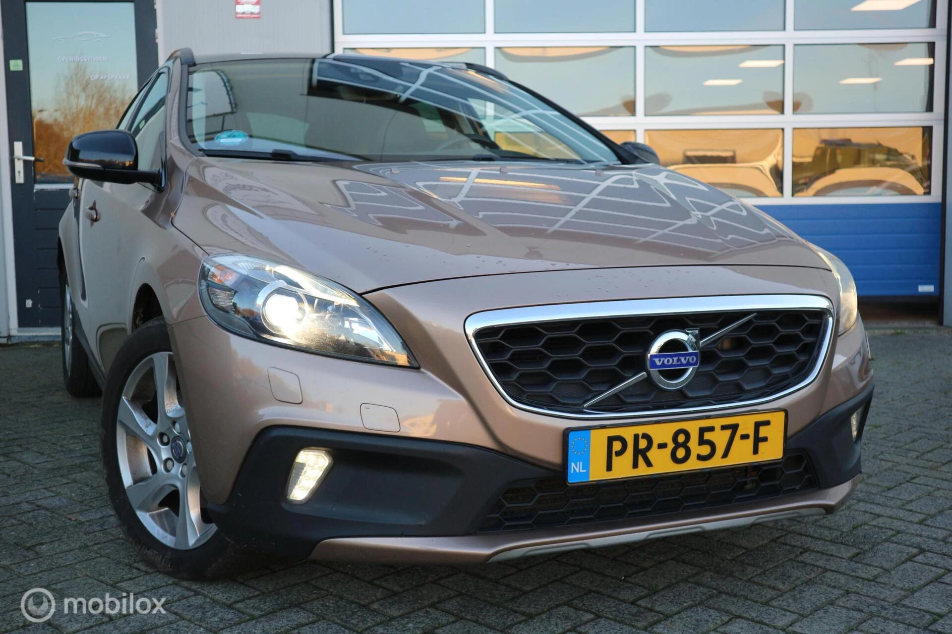 Hoofdafbeelding Volvo V40