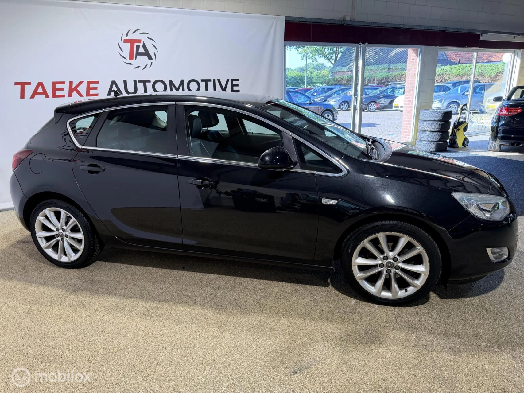 Hoofdafbeelding Opel Astra