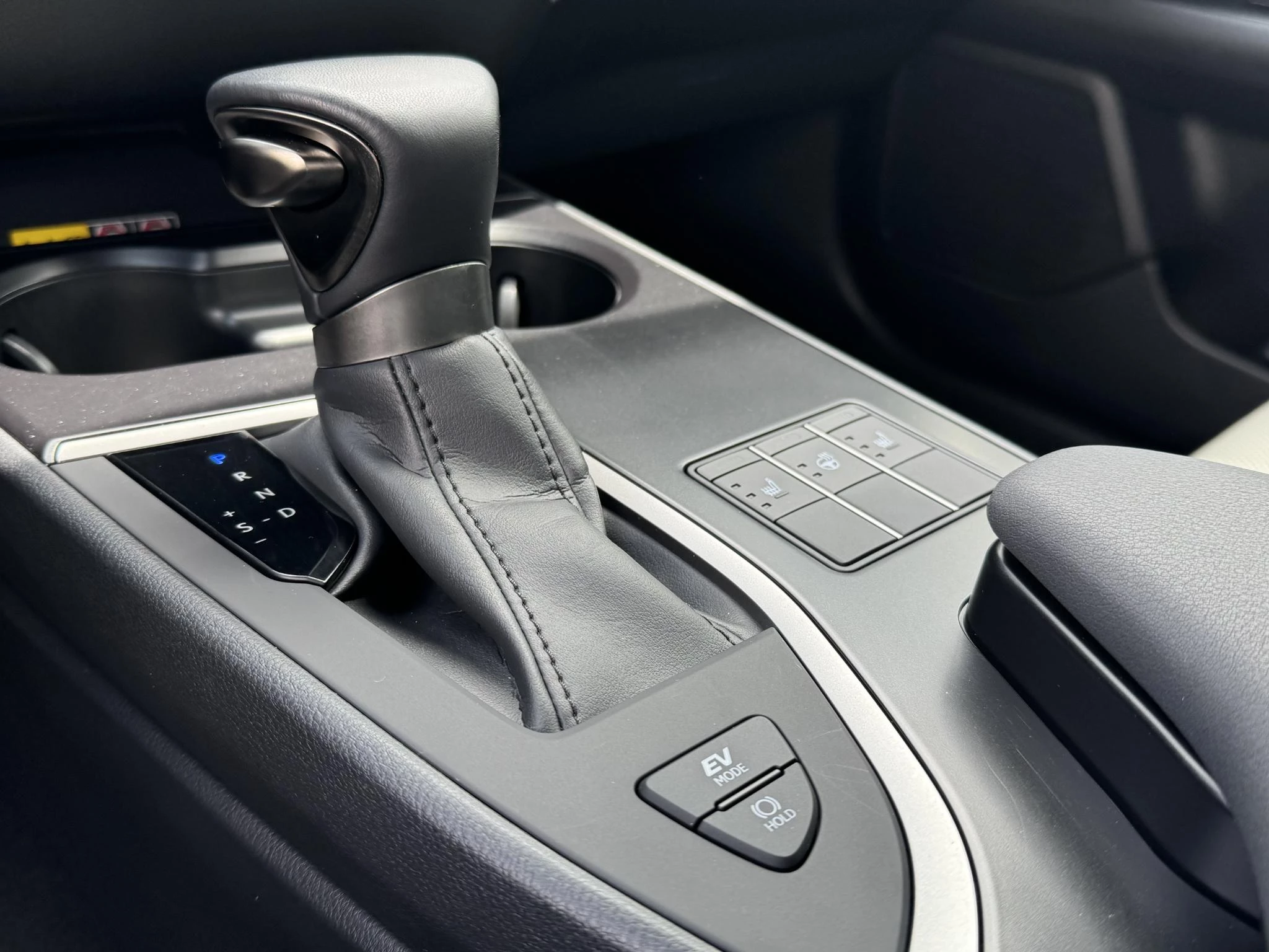 Hoofdafbeelding Lexus UX