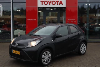Toyota Aygo X PLAY 5-DEURS AIRCO AD-CRUISE CAMERA APPLE/ANDROID NL-AUTO