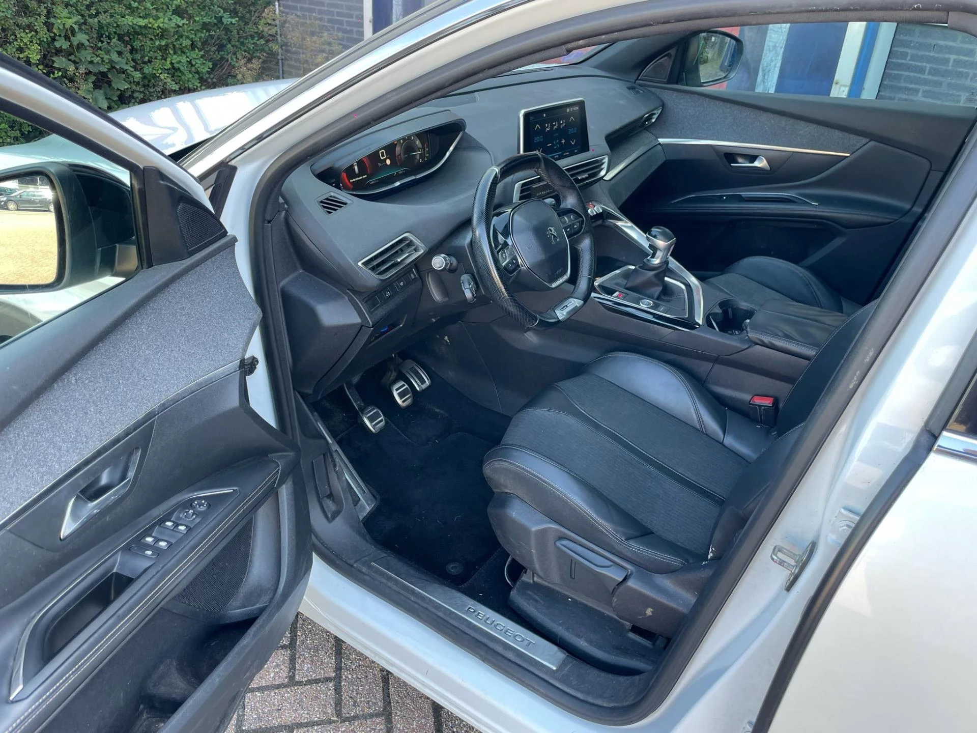 Hoofdafbeelding Peugeot 5008