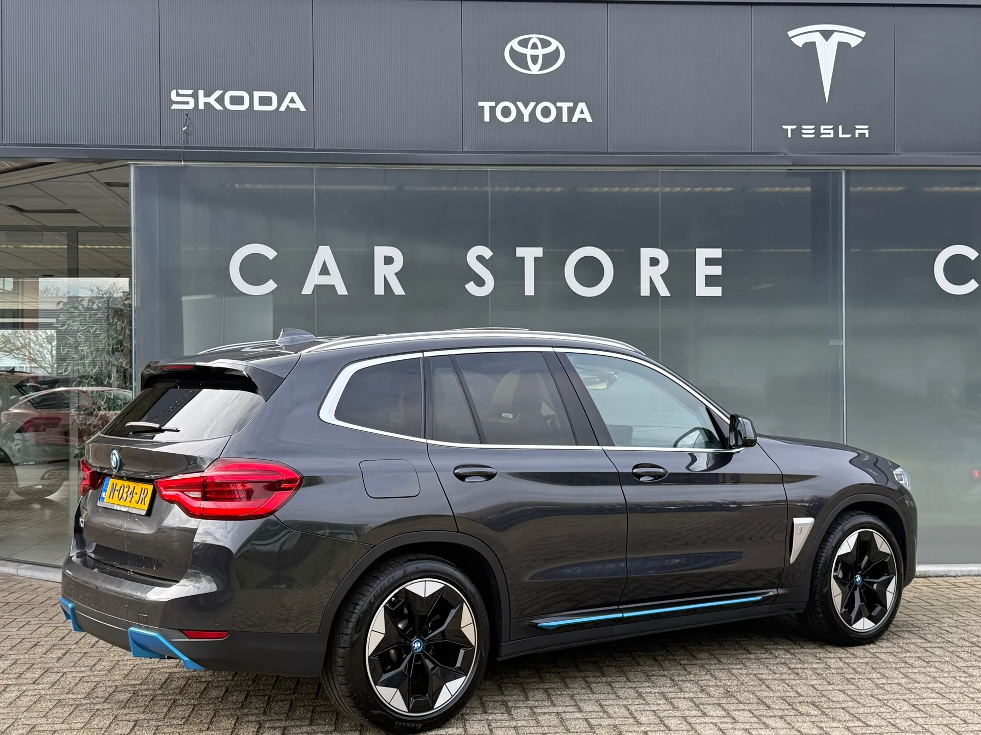 Hoofdafbeelding BMW iX3