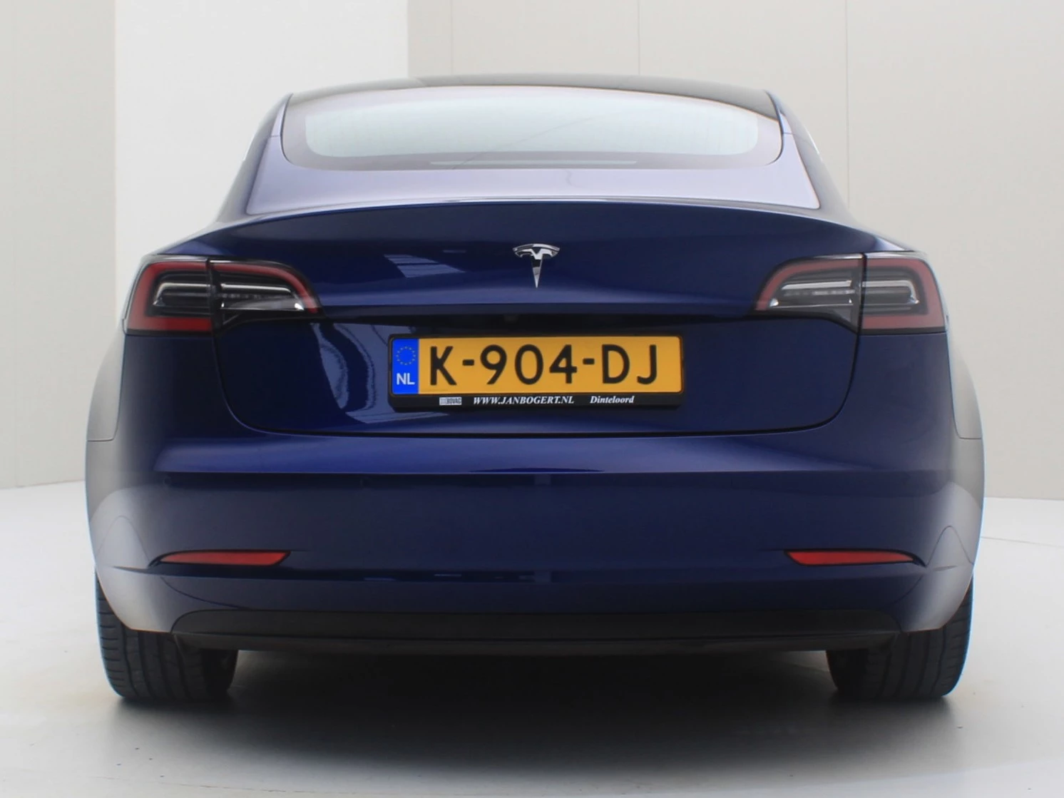 Hoofdafbeelding Tesla Model 3