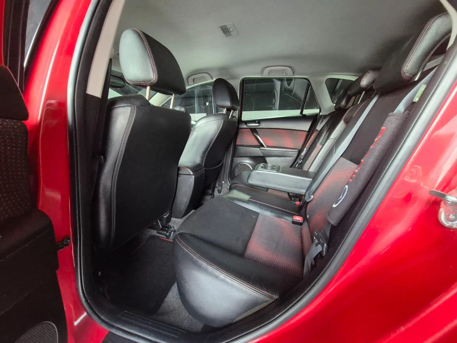 Hoofdafbeelding Mazda 3