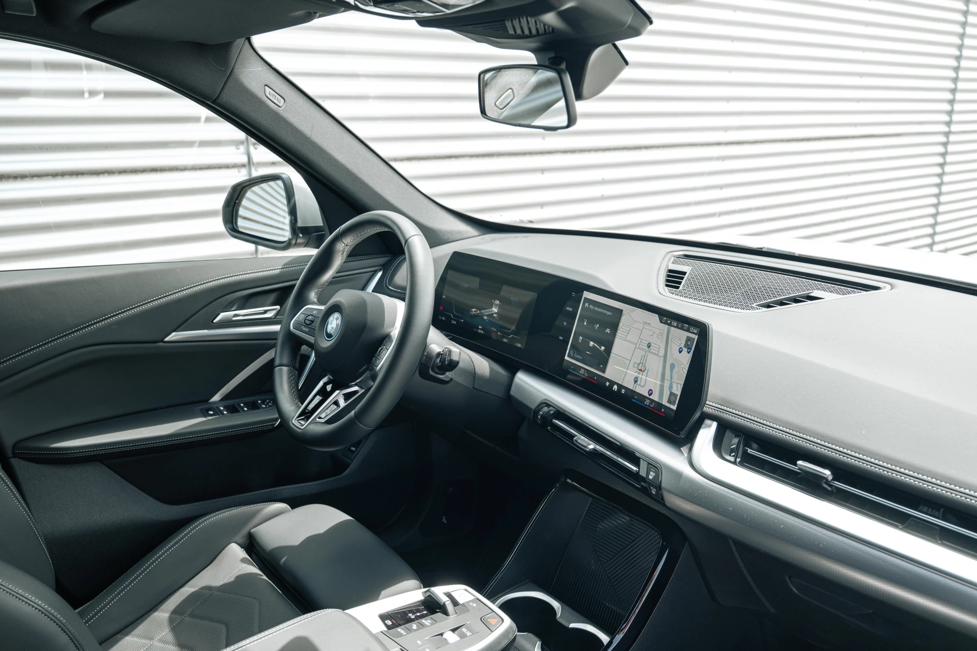 Hoofdafbeelding BMW iX1