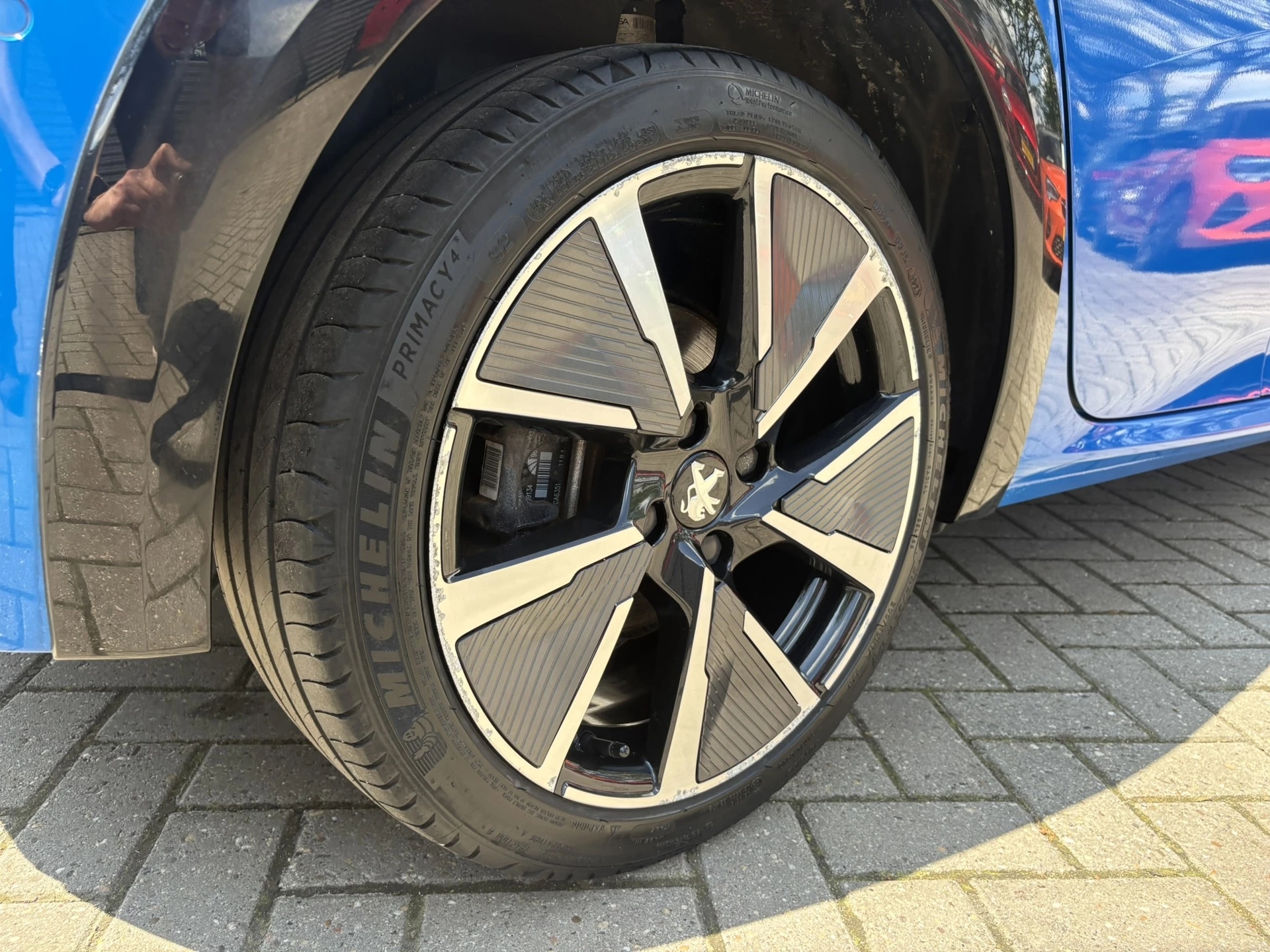 Hoofdafbeelding Peugeot e-208