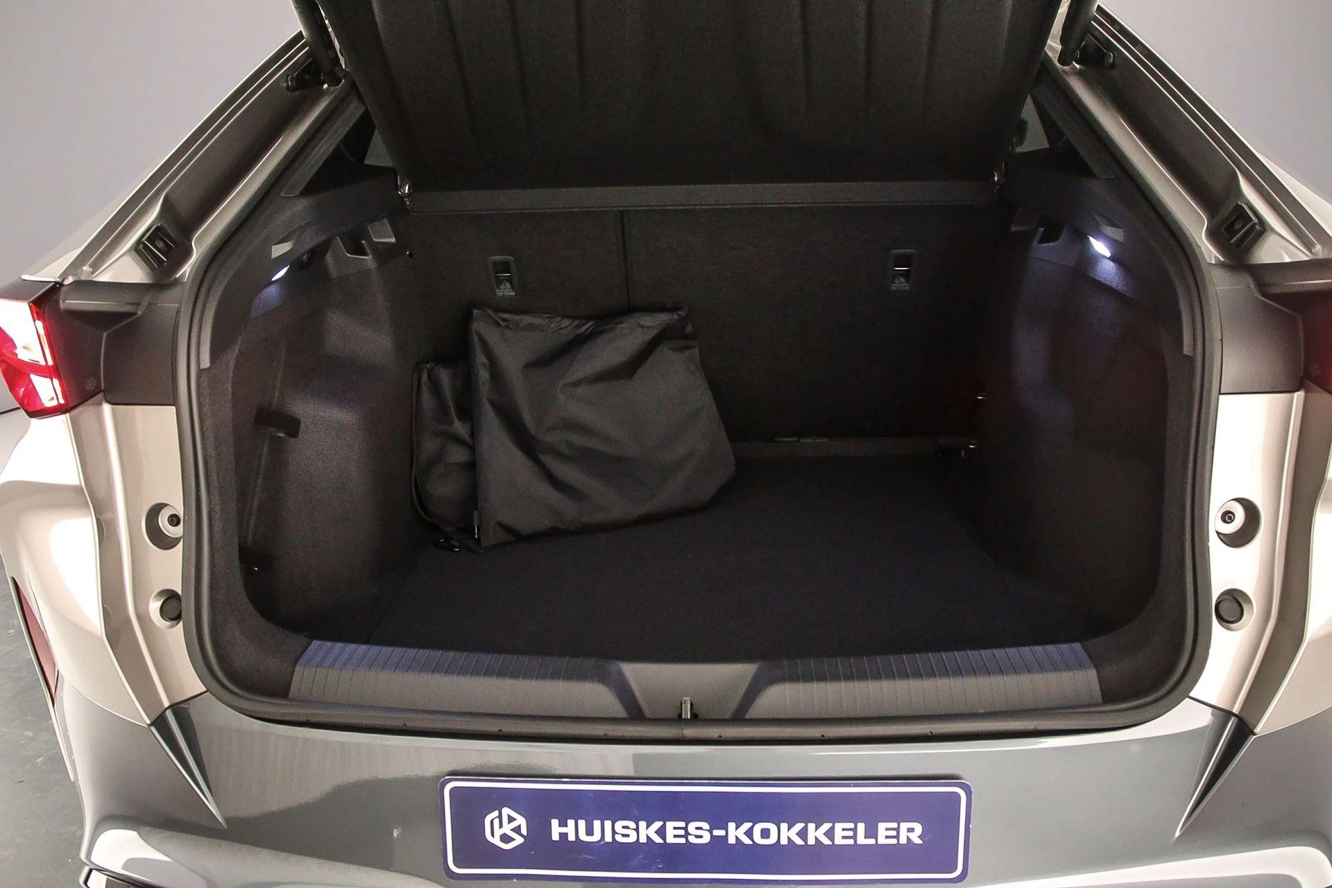 Hoofdafbeelding CUPRA Tavascan