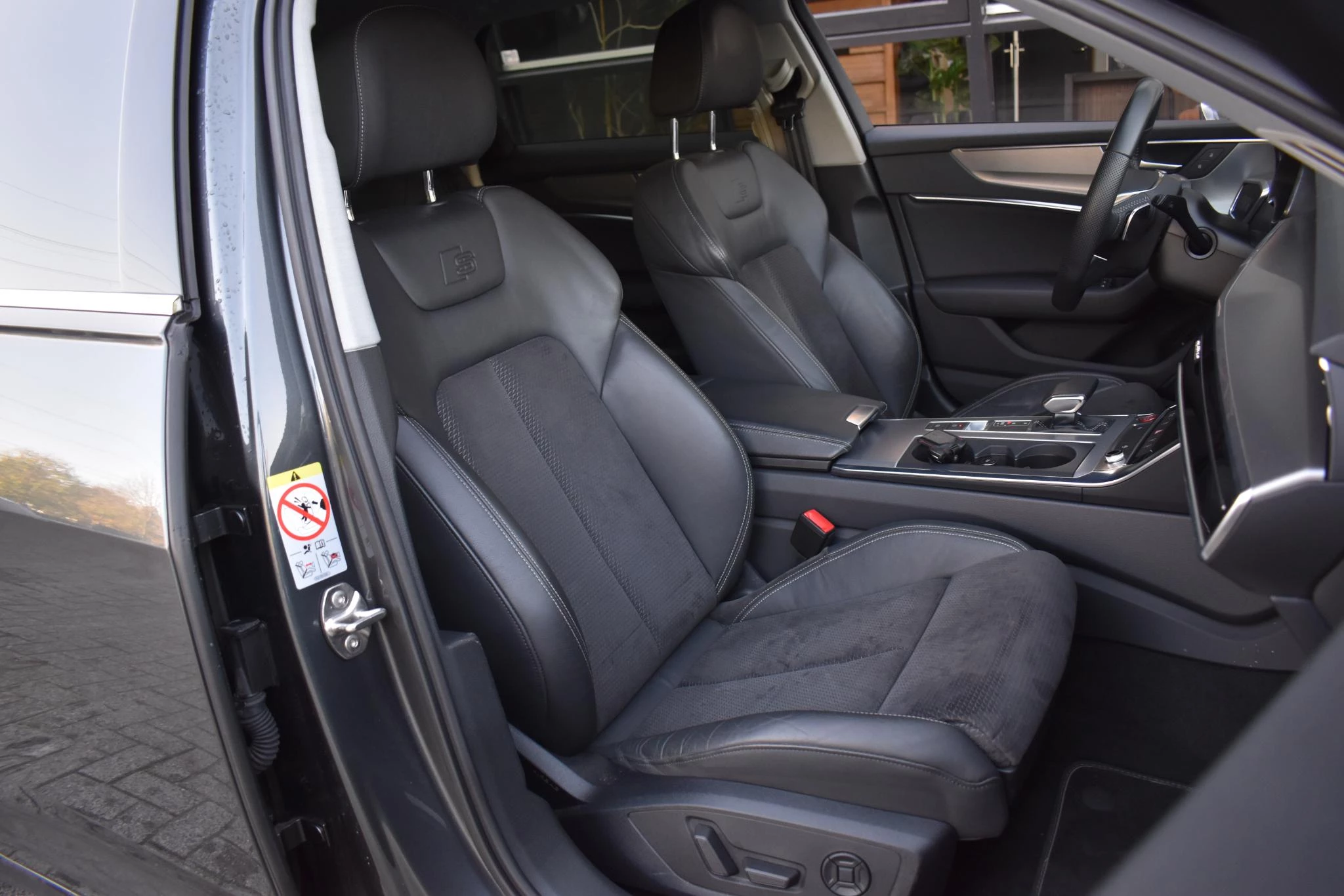 Hoofdafbeelding Audi S6