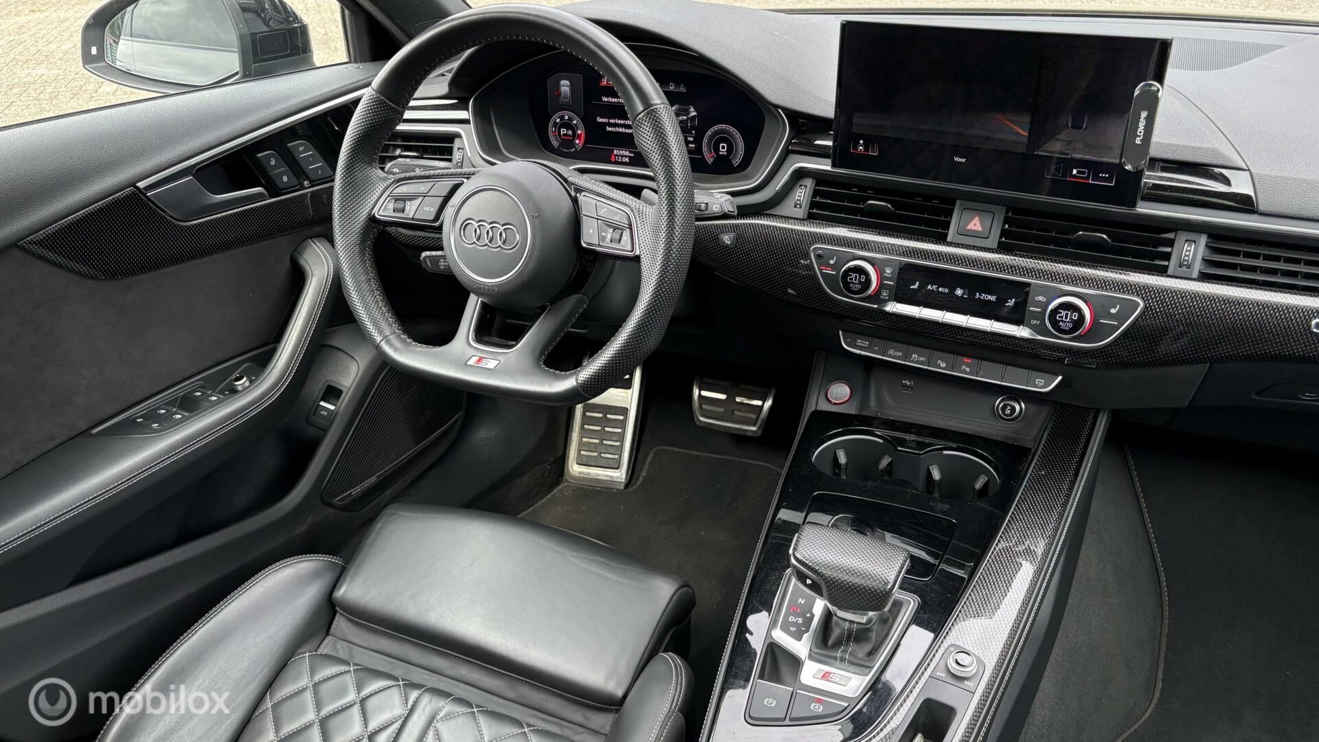 Hoofdafbeelding Audi S4