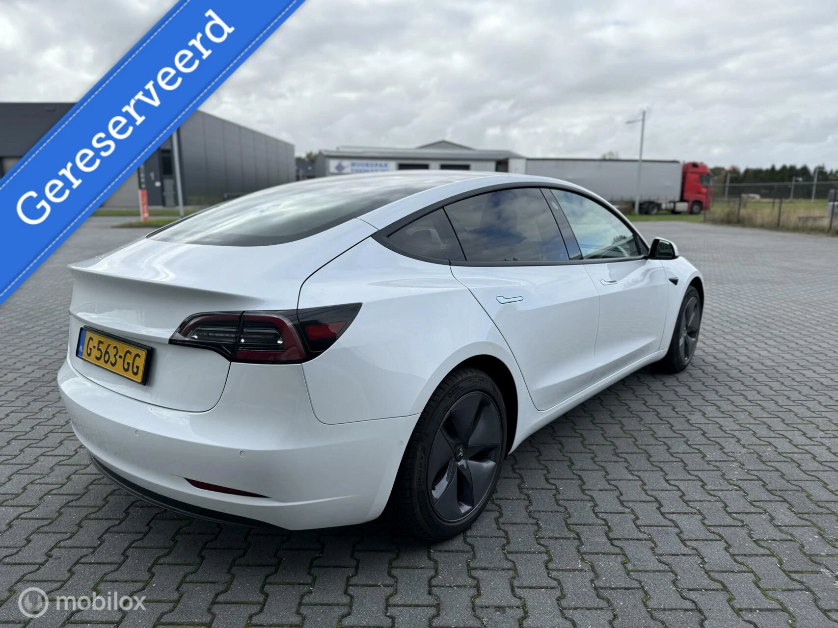 Hoofdafbeelding Tesla Model 3