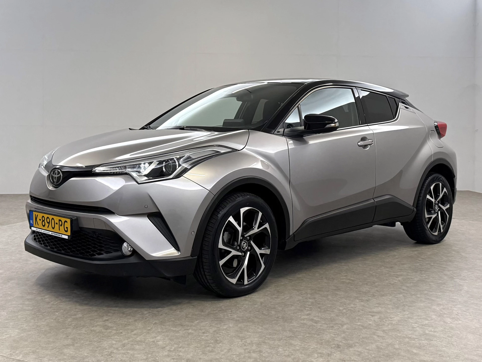 Hoofdafbeelding Toyota C-HR
