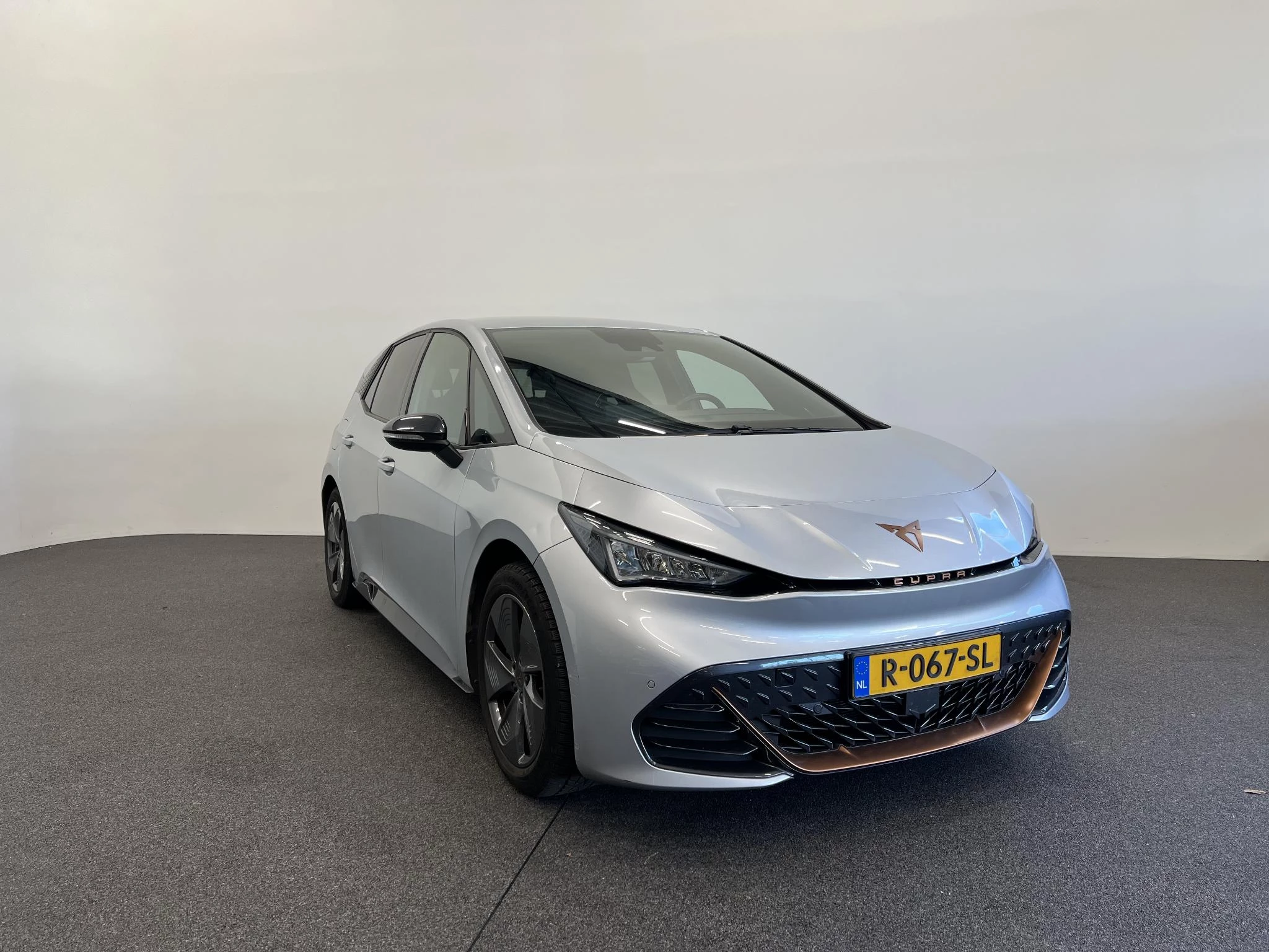 Hoofdafbeelding CUPRA Born