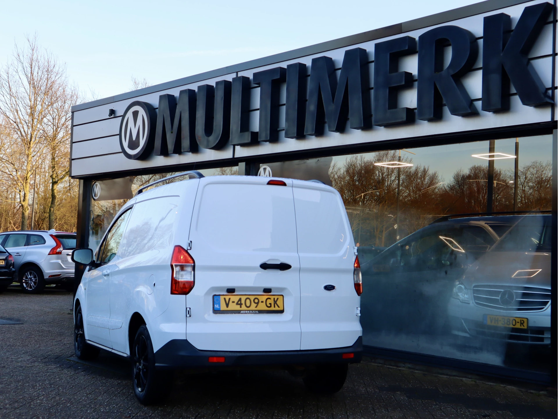Hoofdafbeelding Ford Transit Courier