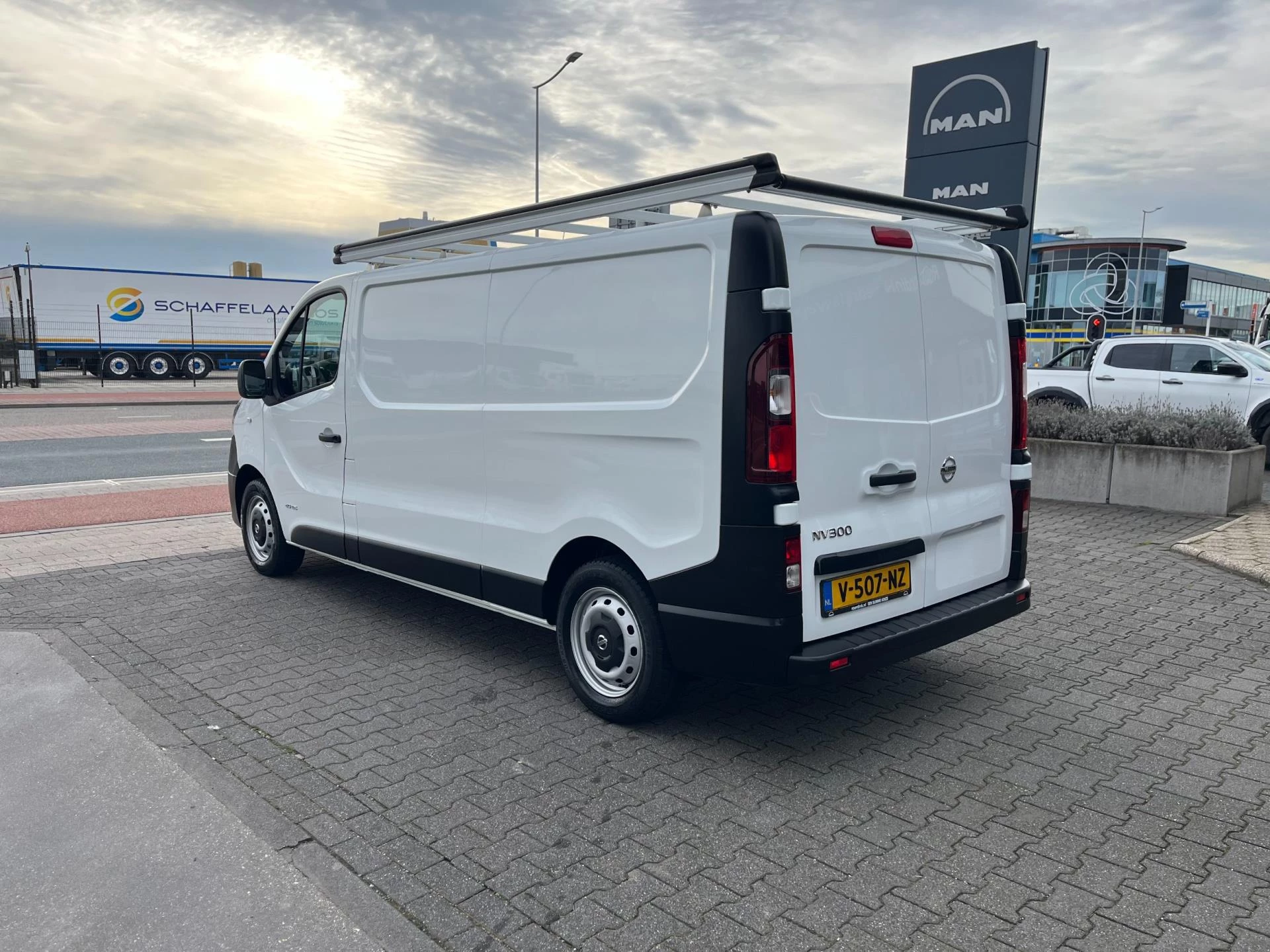 Hoofdafbeelding Nissan NV300