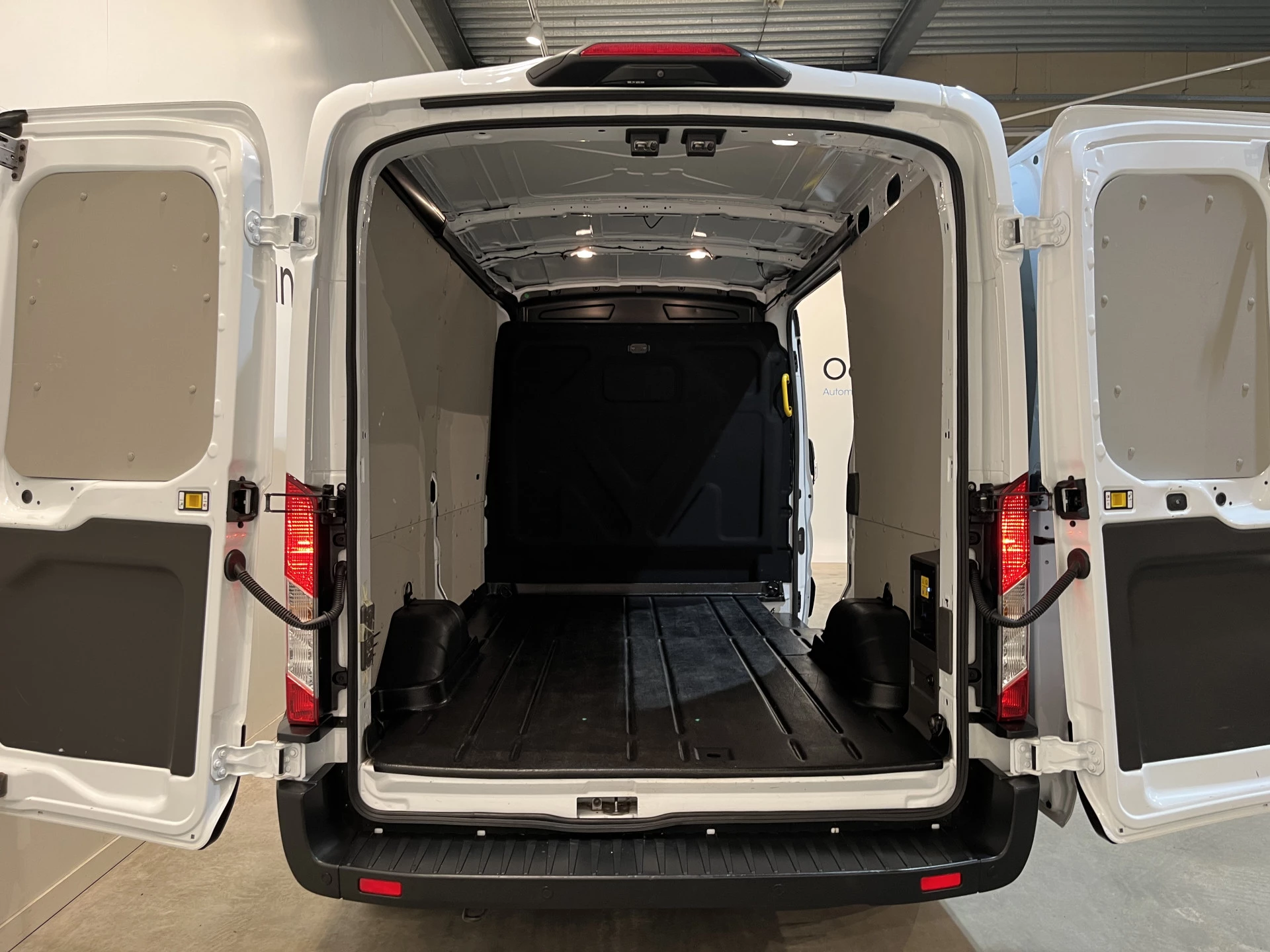 Hoofdafbeelding Ford E-Transit