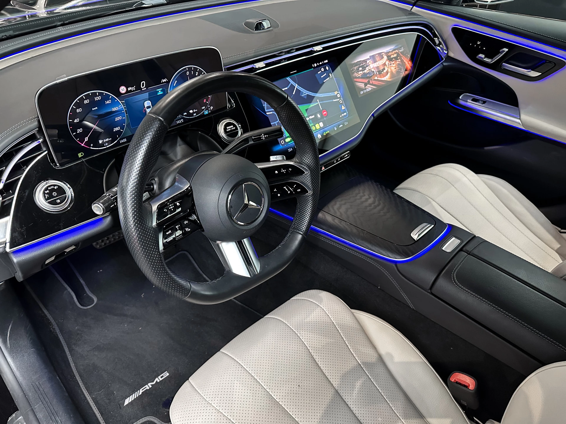 Hoofdafbeelding Mercedes-Benz E-Klasse