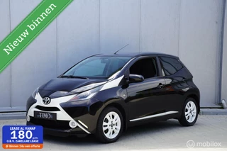 Toyota Aygo 1.0 VVT-i x-play, Automaat, Sport Pakket.