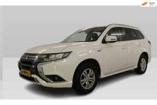 Mitsubishi Outlander 2.4 PHEV Pure Trekhaak Navi