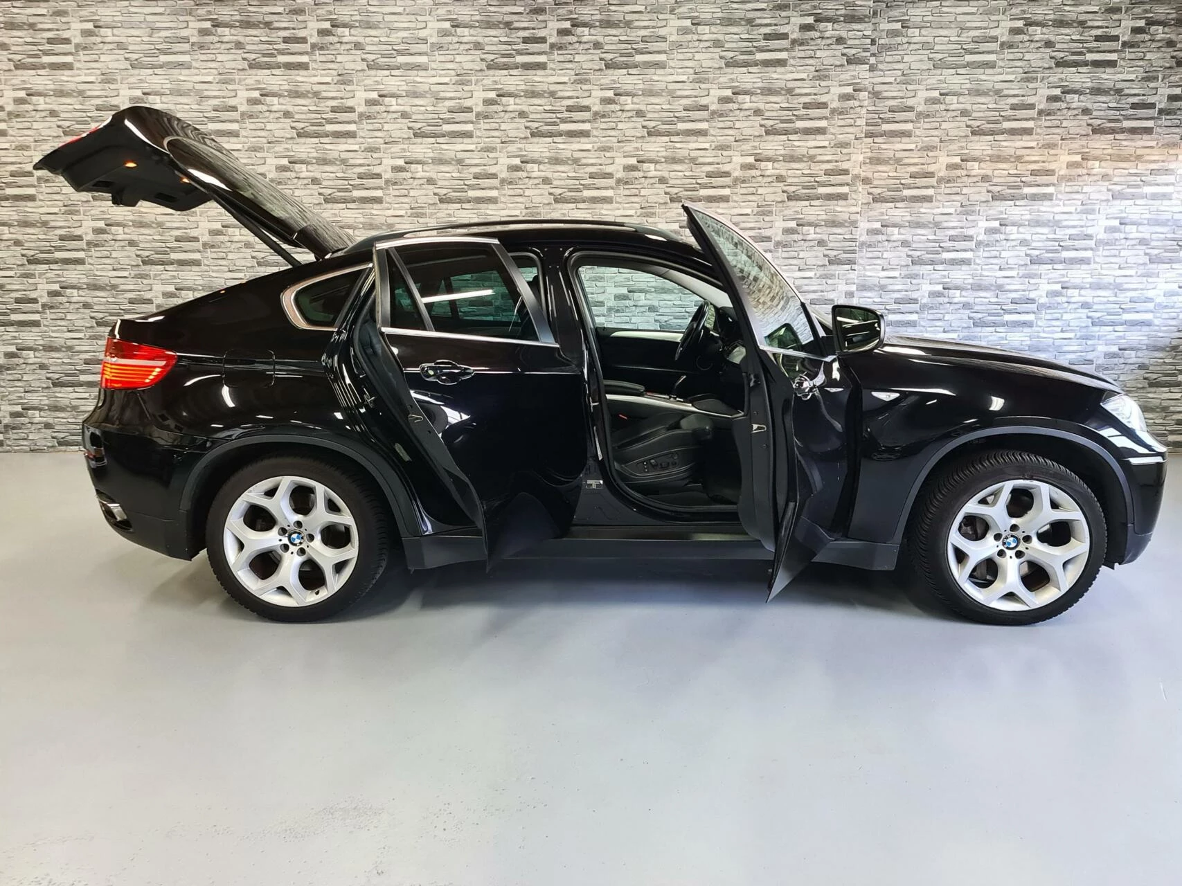 Hoofdafbeelding BMW X6