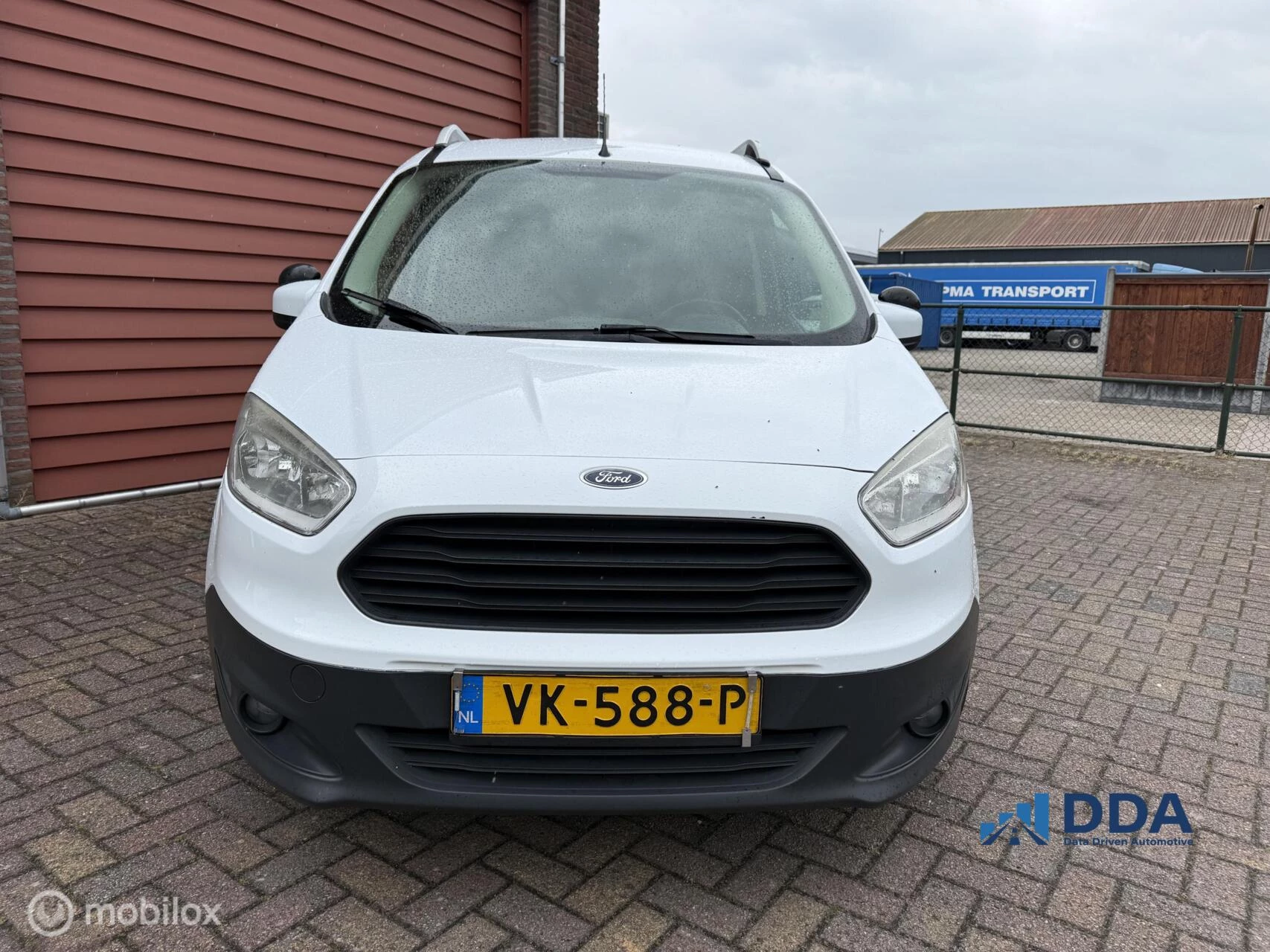 Hoofdafbeelding Ford Transit Courier
