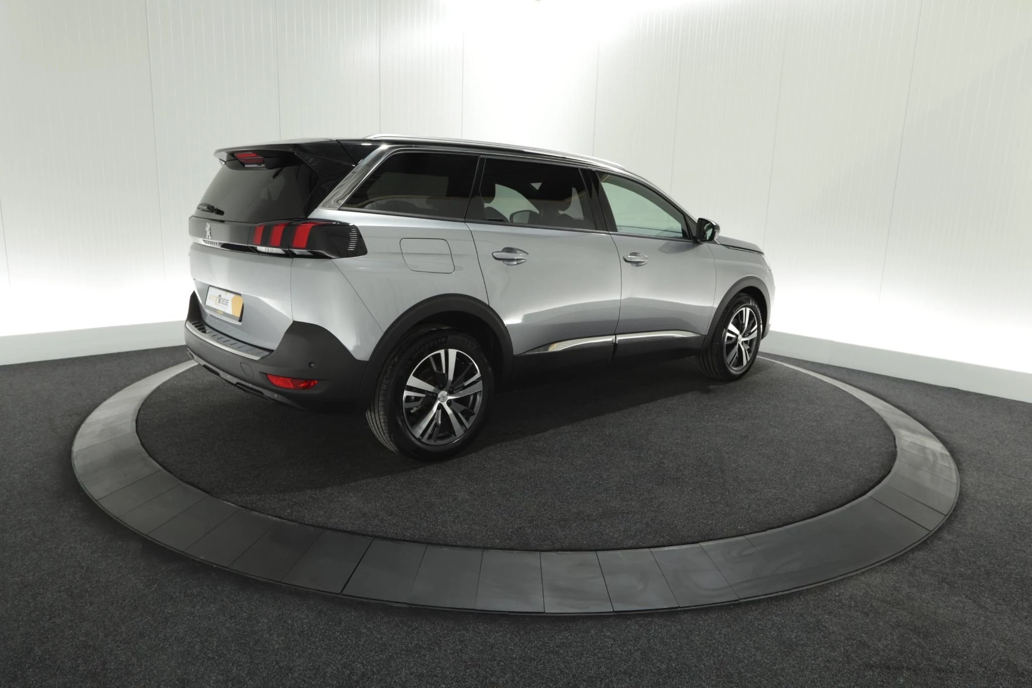 Hoofdafbeelding Peugeot 5008