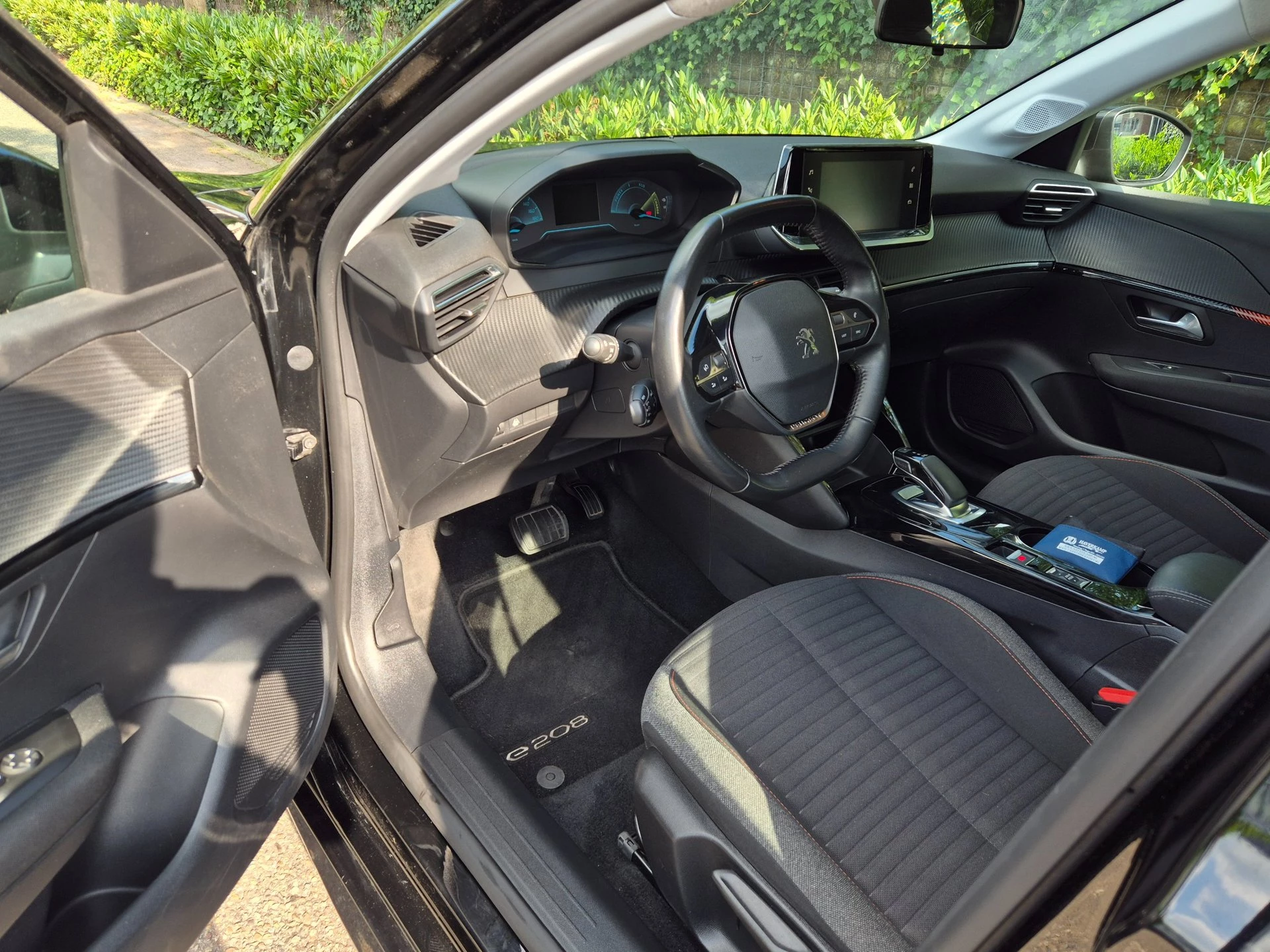 Hoofdafbeelding Peugeot e-208